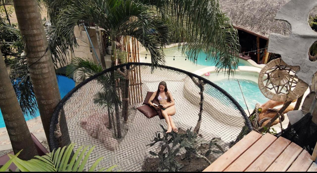 Me Hotel & Villas - Montanita Estates المظهر الخارجي الصورة