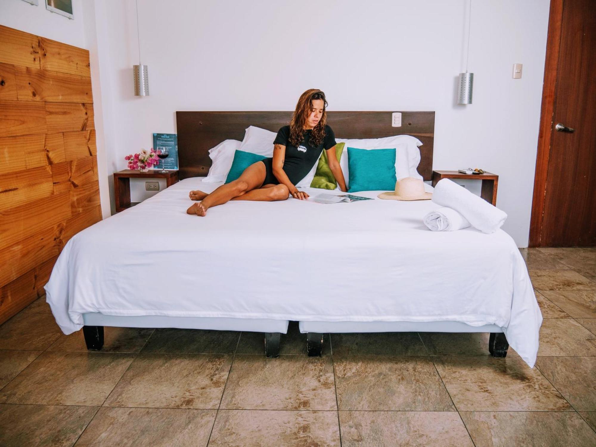 Me Hotel & Villas - Montanita Estates المظهر الخارجي الصورة